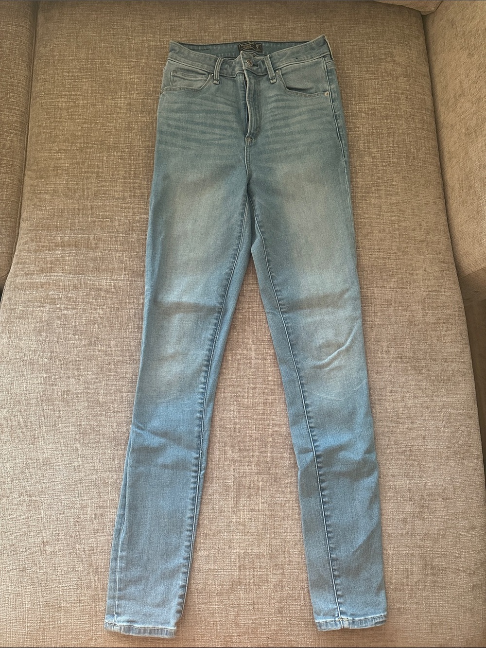 Abercrombie & Fitch Women's Faded Blue Skinny Jeans